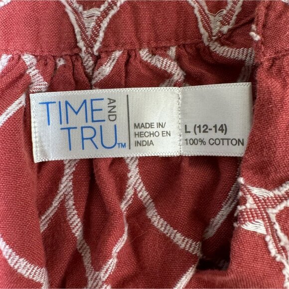 Time And Tru Womens Long Sleeve Blouse Red Rum Circle Print Size L 12-14 Cotton - Picture 4 of 6